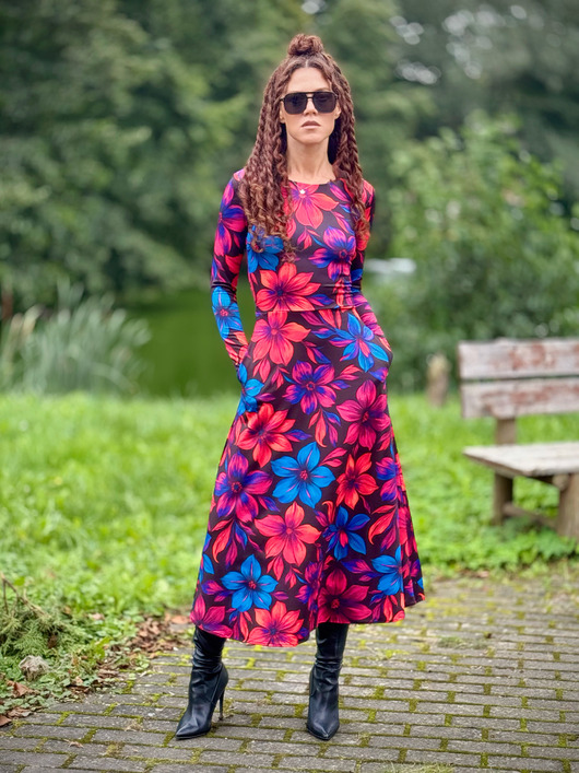 sukienki midi damskie Sukienka basic - Sara Flower Power