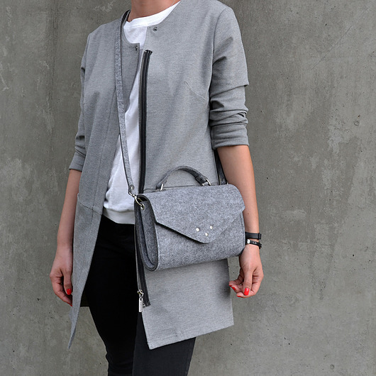 SmallSatchel  felt label