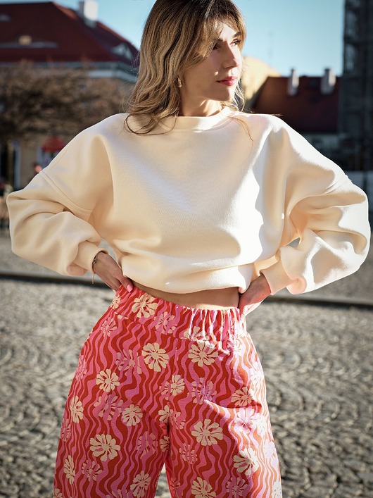 bluza bez kaptura damska Soft Spot / kremowa bluza basic