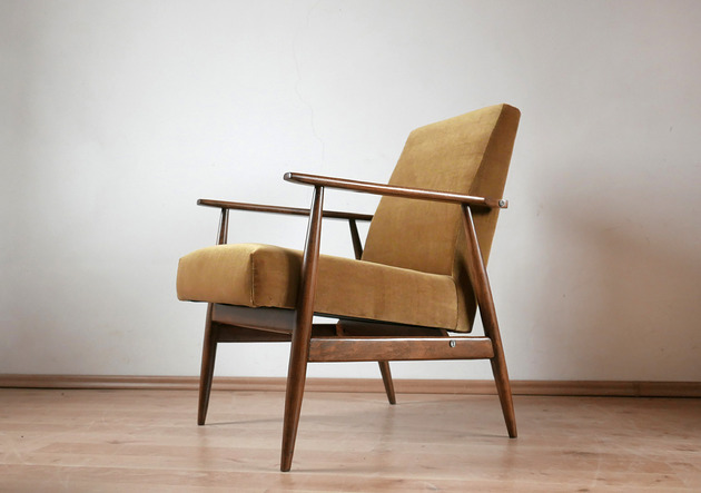 fotele Gold Fox Fotel Lisek PRL, Typ 300-190, Po renowacji. Aksamit