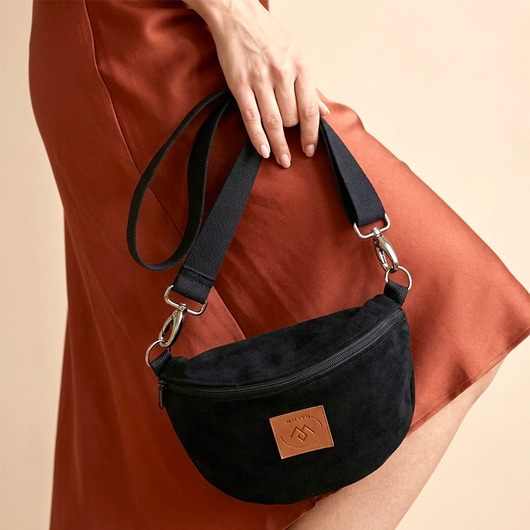 saszetka nerka Nerka / torebka z weluru Mili Belt Bag M - czarna