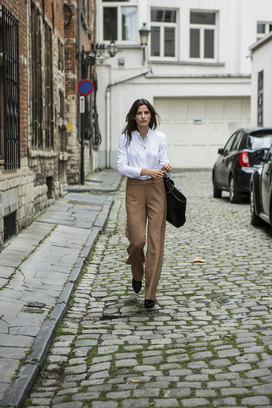 spodnie materiałowe damskie Szerokie spodnie SZWEDKI camel