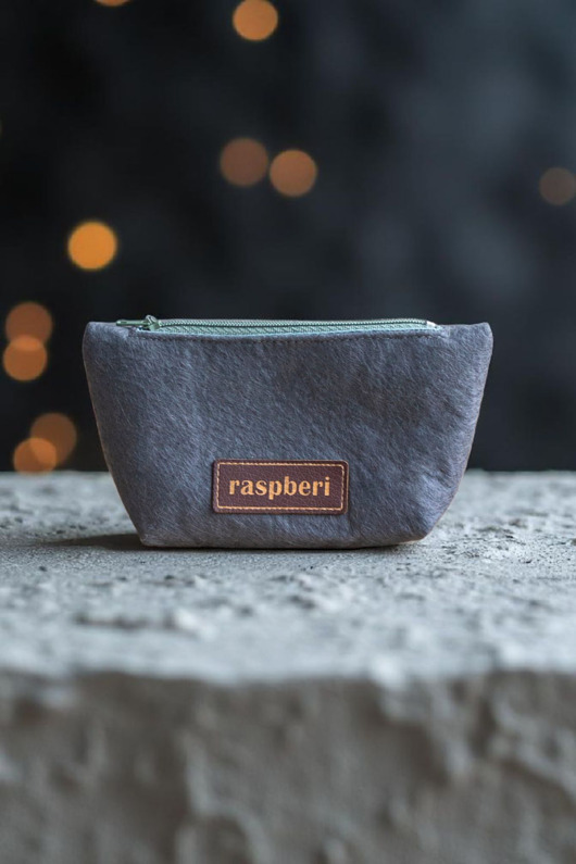 kosmetyczki Ciemnoszara filcowa kosmetyczka mini