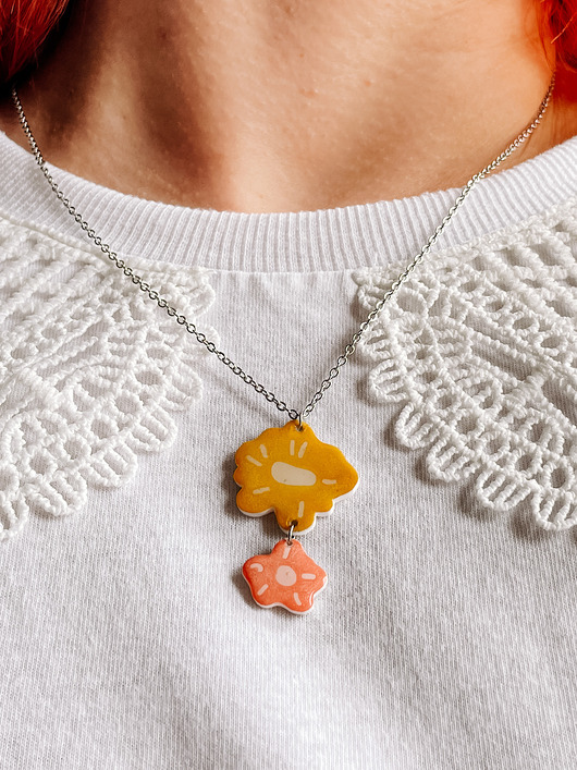 naszyjniki - inne Wyrazisty naszyjnik z motywem kwiatowym - kolorowa biżuteria handmade boho