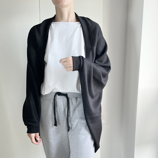 swetry damskie Sweter wdzianko grubsze czarne