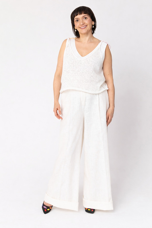 topy damskie Lekki wełniany top na ramiączkach Lena - Biały