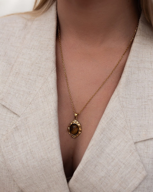 złote naszyjniki Złoty naszyjnik z tygrysim okiem ze stali chirurgicznej premium Paraiso Lyra