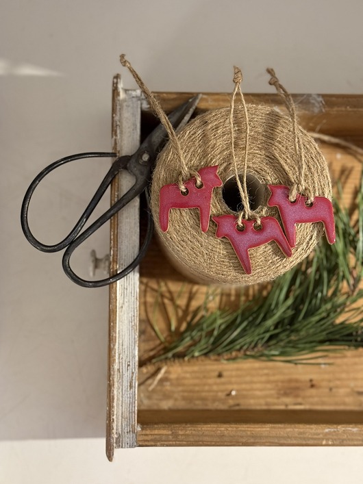 dekoracje świąteczne Koniki ceramiczne zawieszki