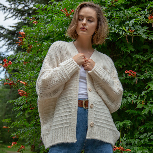 kardigany damskie Luźny miękki kardigan oversize beige  F1473