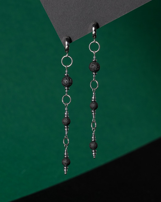 kolczyki z kamieniami Bardzo długie kolczyki z lawą wulkaniczną