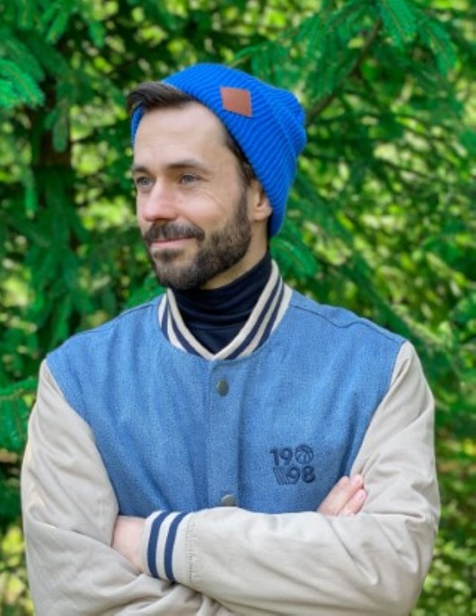 czapki i kapelusze męskie Czapka Wywijana DWUSTRONNA logo z ekoskórki Niebieska