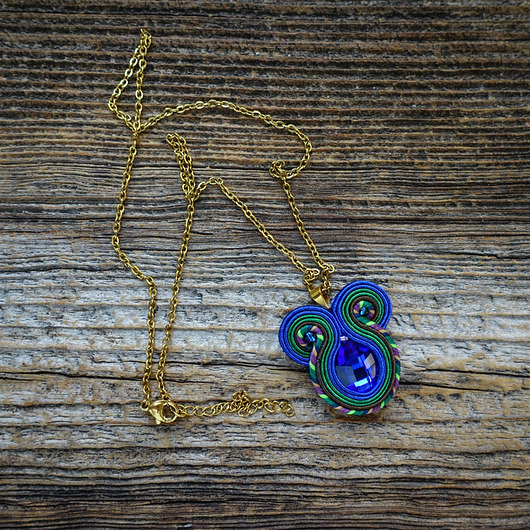 wisiory Peacock eye- wisiorek soutache