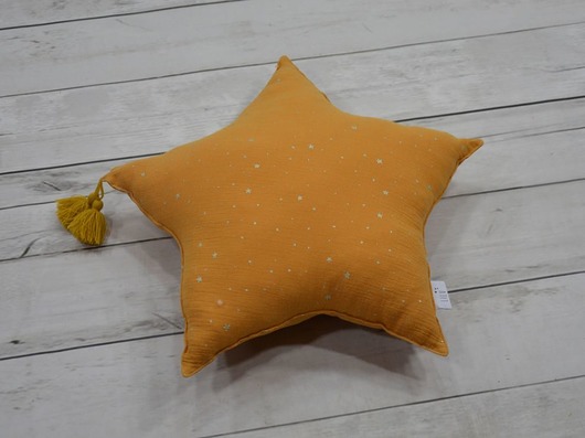 Muślinowa poducha Gwiazda MAXI © MIODOWY Lilushop