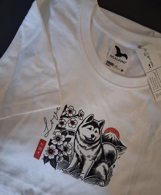 t-shirt damskie Koszulka damska z krótkim rękawem / Rozmiar M / Nadruk / Japonia / Akita