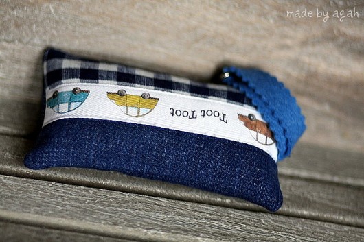 Brelok Toot Toot made by agah