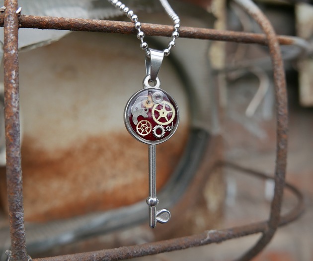 wisiory Mechaniczny kluczyk 005