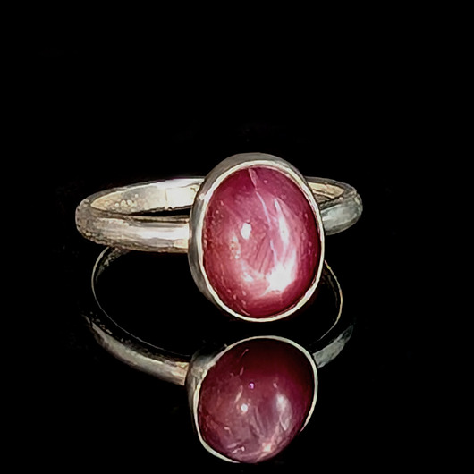 pierścionki srebrne Pierścionek subtelle- Rubin gwiaździsty