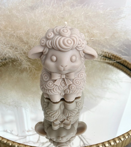 świeczniki i świece Świeca ekologiczna sojowa dekoracyjna owieczka beż