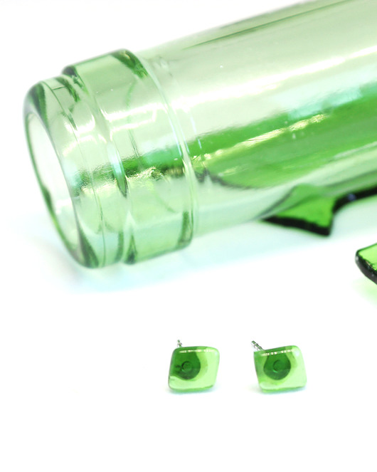 RE-JEWELLERY - zielone kolczyki sztyfty. Natalia Grala