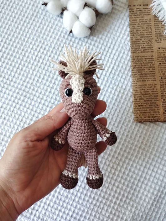 misie i maskotki Mini konik, koń