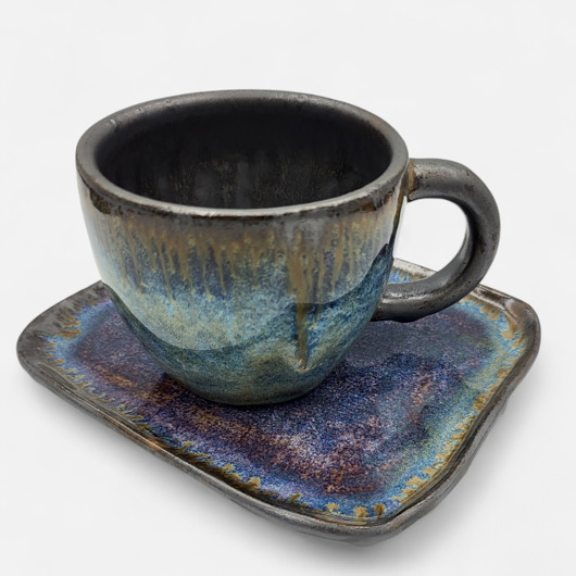 kubki Filiżanka z podstawkiem