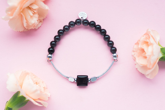 WHW High - True Black w hand works