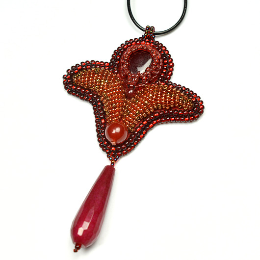 wisiory Seishin, wisior z jadeitem i karneolem, beading