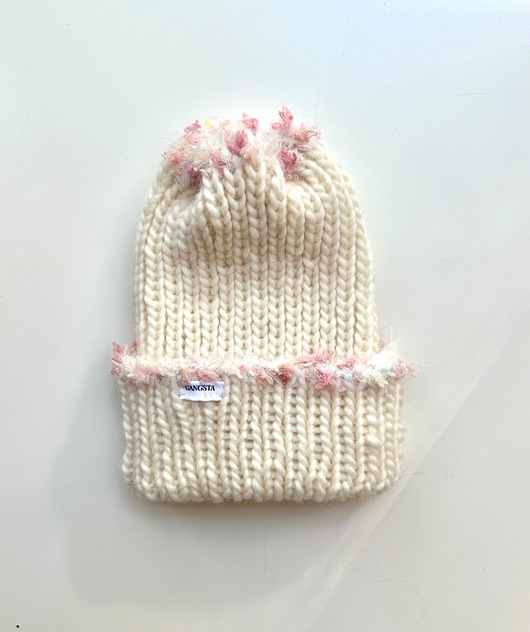 czapki damskie Wełniana czapka Lily fantazyjna wełna handmade ręcznie robiona