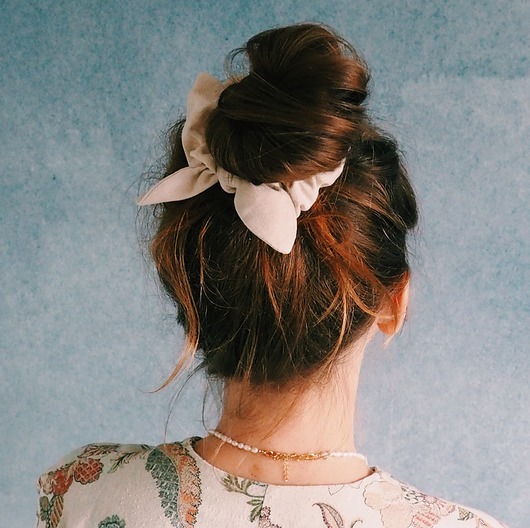 Pure Bunny Scrunchie - gumka do włosow Girlsband