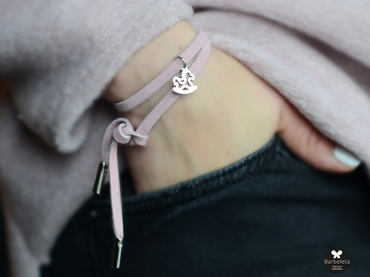 mini light pink  horse  barboleta