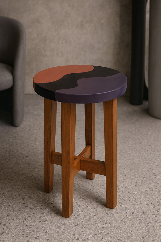 stołki Taboret z litego drewna z wyjątkowymi ręcznie malowanymi akcentami