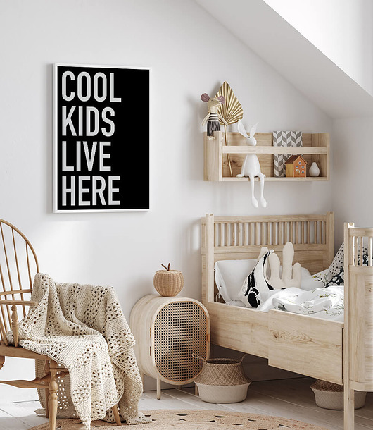 plakaty Czarny plakat z napisem "Cool kids live here"