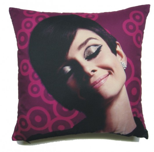 Poduszka z Audrey Hepburn/zamówienie Gaul Designs