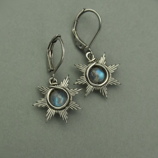 kolczyki wire wrapping Małe kolczyki słoneczka labradoryt wire wrapping