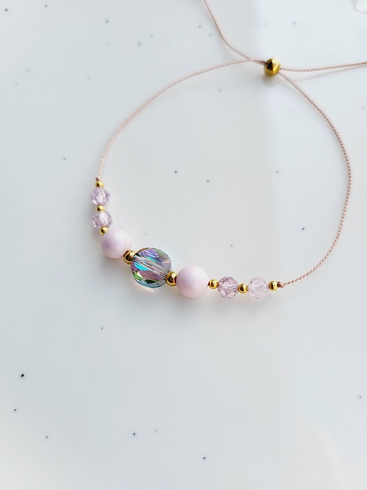 bransoletki na sznurku Bransoletka na jedwabnej nici z kryształkiem Swarovski