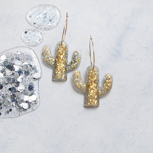 kolczyki z żywicy UNIKATOWE kolczyki pozłacane z żywicy KAKTUSY glam