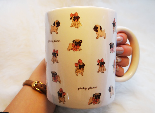 Kubek w mopsy/ Pugs Pinky Planet