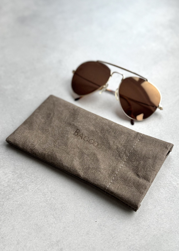 okulary damskie Etui na okulary taupe