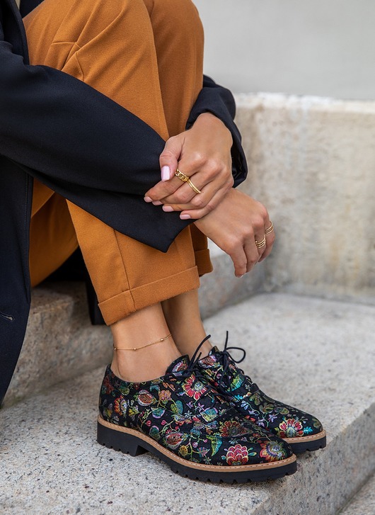 półbuty damskie SKÓRZANE PÓŁBUTY ZAPATO 258  CZARNE LIŚCIE