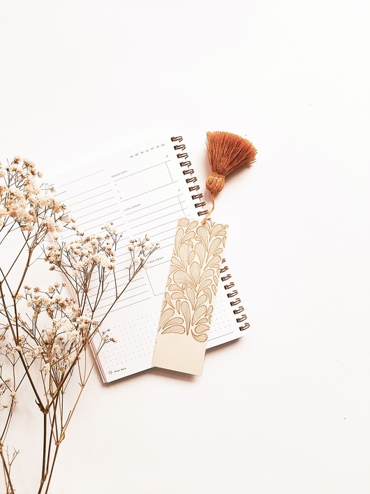 zakładki do książek Zakładka do książki z chwostem Noski Klonu