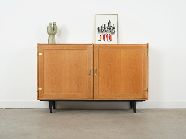 komody i szafki Szafka jesionowa, duński design, lata 70, produkcja: Lyby M