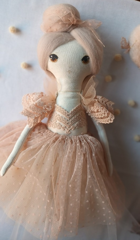 pokój dziecka - różne Lalka ręcznie szyta, lalka handmade, prezent dla dziewczynki, dekoracyjna lala