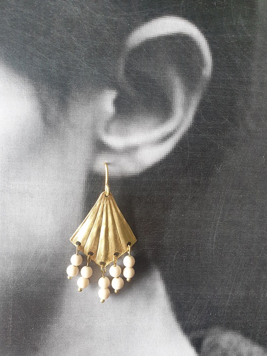 kolczyki z kamieniami Kolczyki ORIGAMI wachlarze, jaspis river, mosiądz surowy