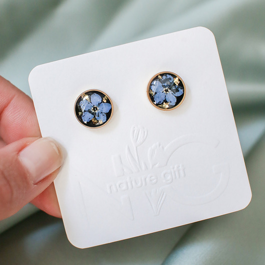 kolczyki z żywicy Kolczyki sztyfty z niezapominajkami