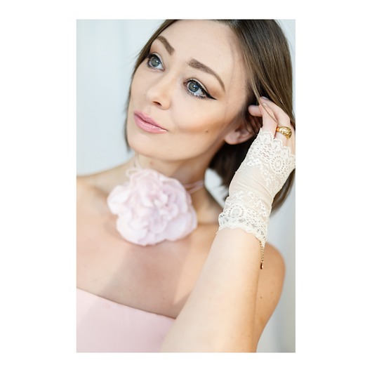 chokery Różowy lniany choker
