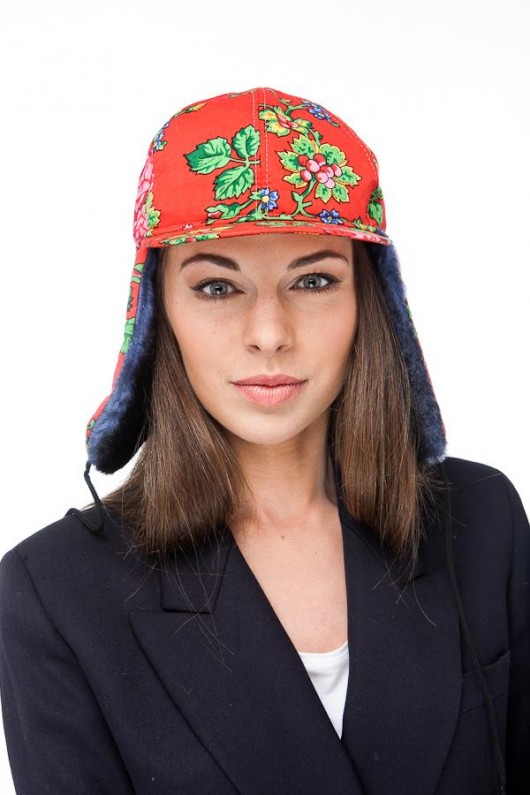 Czapka uszatka, model D, czerwona moxos