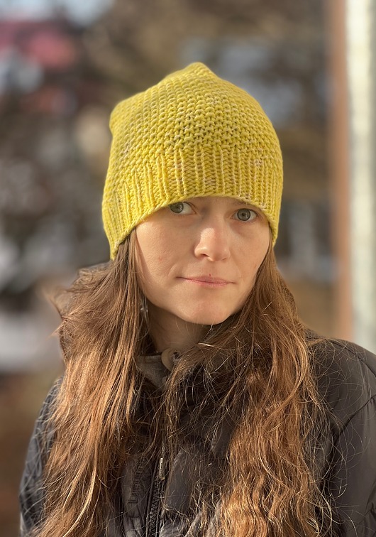 czapki damskie Przejściowa czapka Marmurka bawełna z merynosem żółta