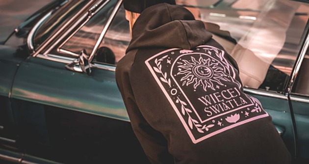 bluza z kapturem damska Bluza-Więcej Światła!