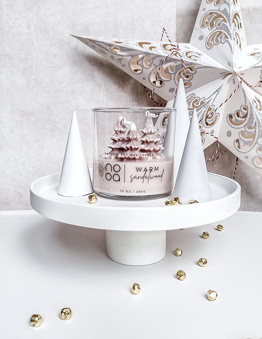 dekoracje świąteczne Duża Świąteczna Świeca Sojowa W Szkle - Warm Sandalwood Drzewo Sandałowe