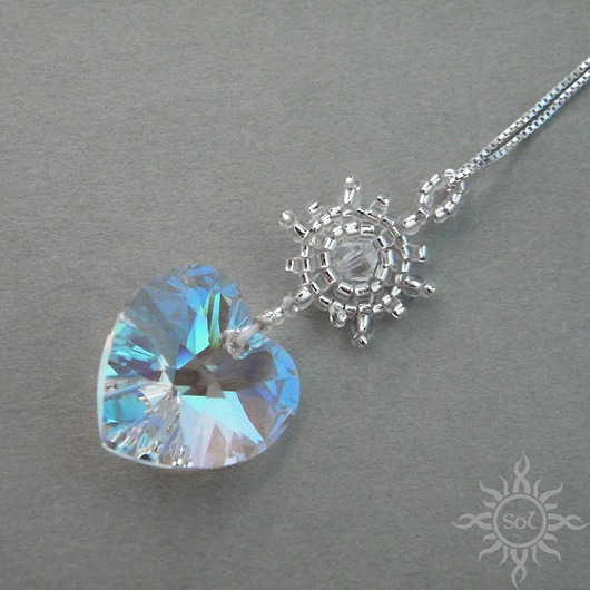 wisiory Serce Crystal Blue AB, wisiorek z kryształami